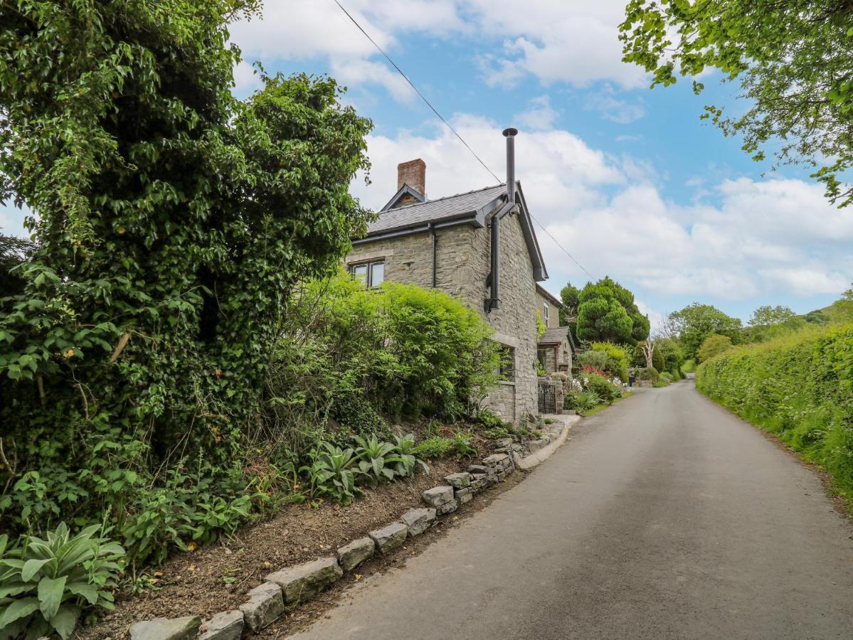 Buzzards Breg Villa Builth Wells Exterior photo